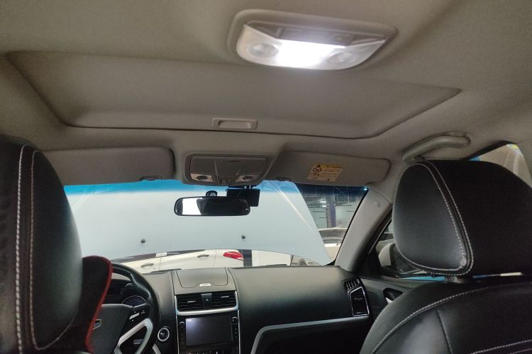 吉利汽车 帝豪 2016款 三厢 1.5L 手动向上版中控内饰22