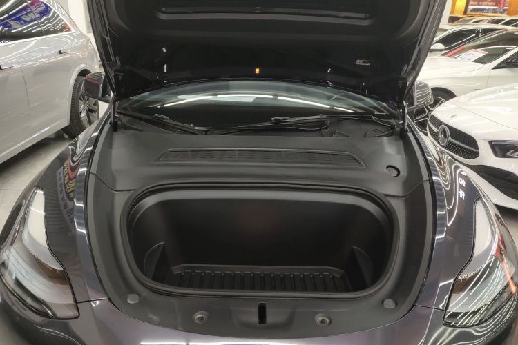 特斯拉 Model Y 2024款 长续航全轮驱动版机舱底盘24