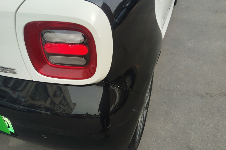 欧拉黑猫 2021款 351km 标准型车身外观6001