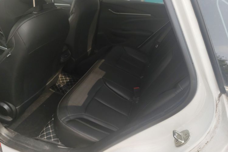 别克 英朗 2021款 1.3T 自动轻混动精英型中控内饰21