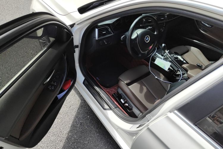 宝马3系 2018款 320Li 时尚型中控内饰20