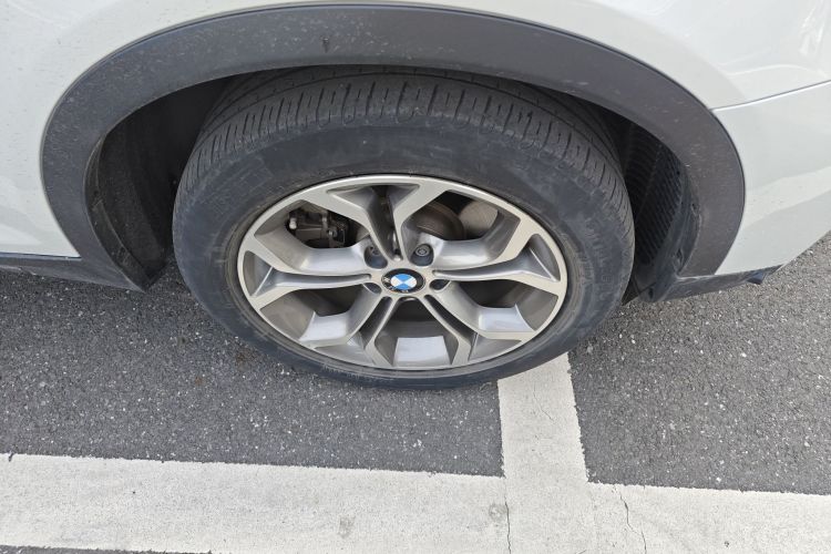 宝马X4 2014款 xDrive20i X设计套装车身外观6007