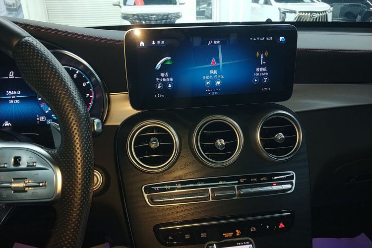 奔驰GLC AMG 2022款 AMG GLC 43 4MATIC中控内饰16