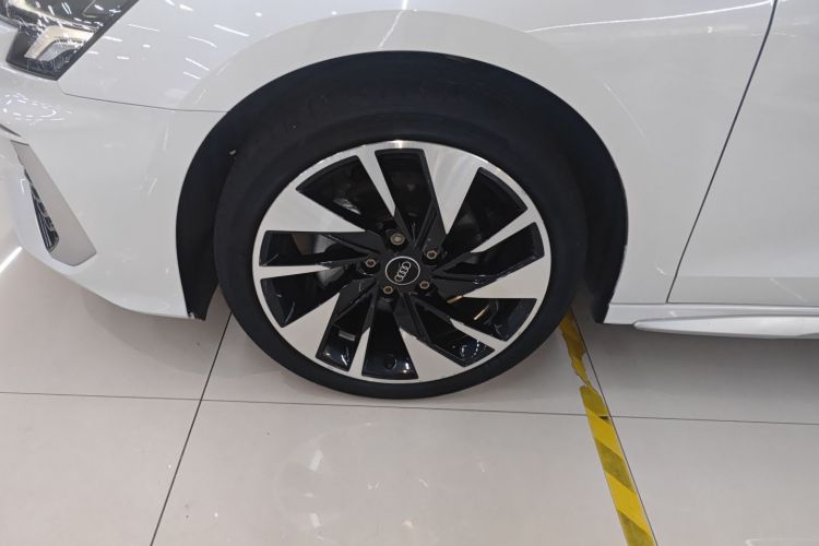 奥迪A3 2023款 改款 A3L Limousine 35 TFSI 时尚运动型车身外观6002