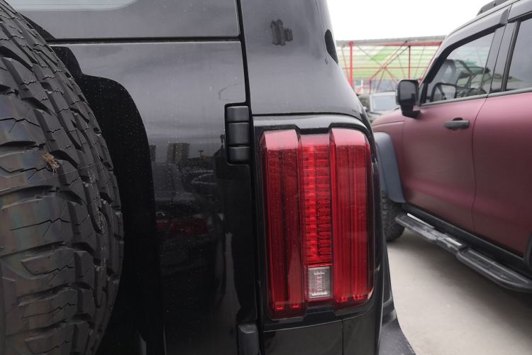 坦克300新能源 2025款 Hi4-T车身外观9