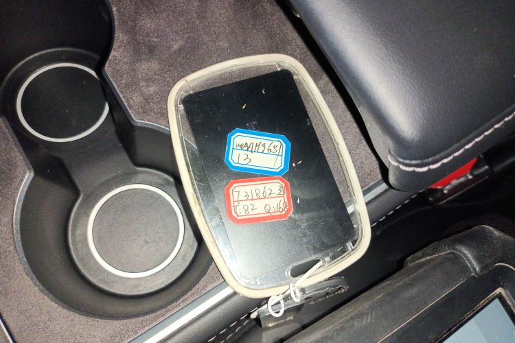 特斯拉 Model Y 2022款 改款 后轮驱动版中控内饰11