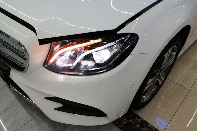 奔驰E级 2020款 改款 E 260 L 运动型局部细节36