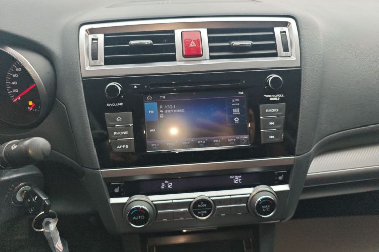 斯巴鲁 力狮 2020款 改款 2.5i 全驱风尚版中控内饰16