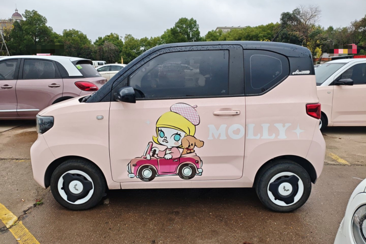 五菱汽车 宏光MINIEV 2022款 马卡龙臻享款 三元锂车身外观4