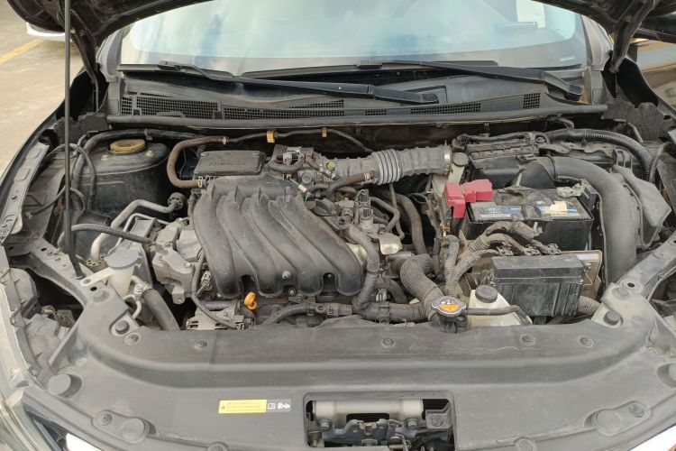 日产 轩逸 2019款 1.6XE CVT舒适版 国VI机舱底盘24