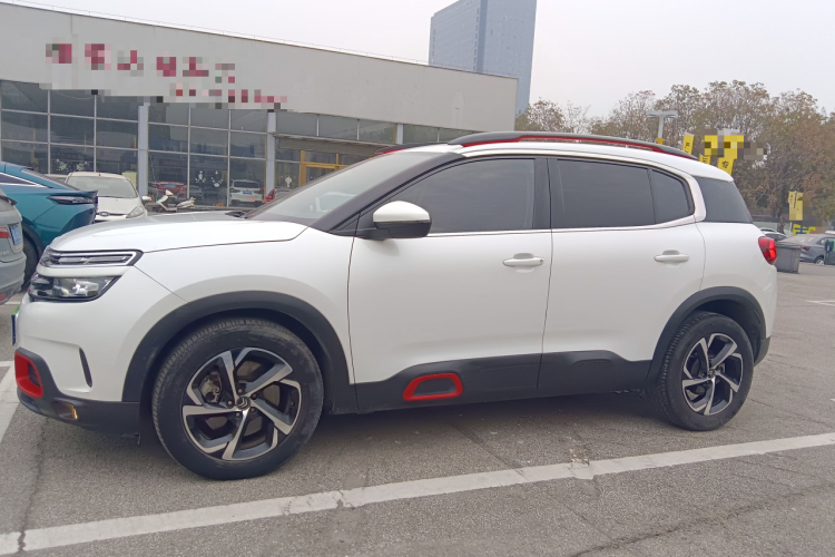 雪铁龙 天逸 C5 AIRCROSS 2020款 400THP 尊享型车身外观4