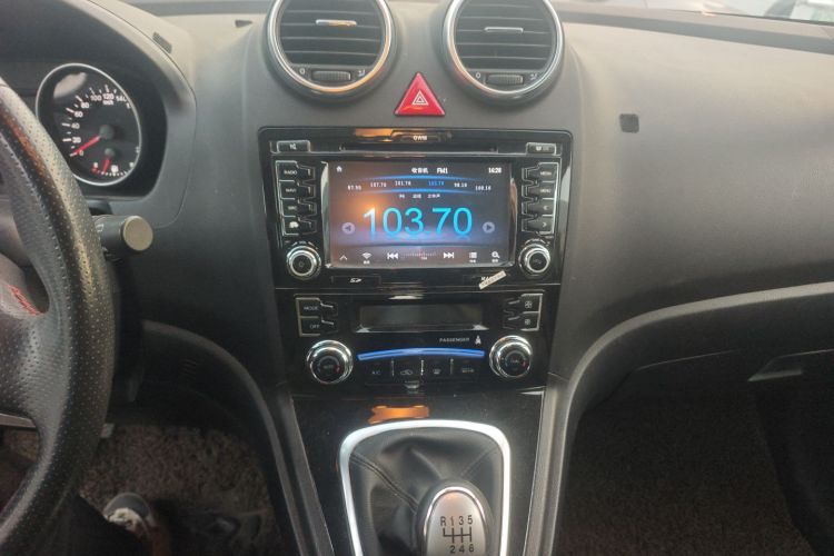 哈弗H6 2012款 1.5T 手动两驱都市型中控内饰16