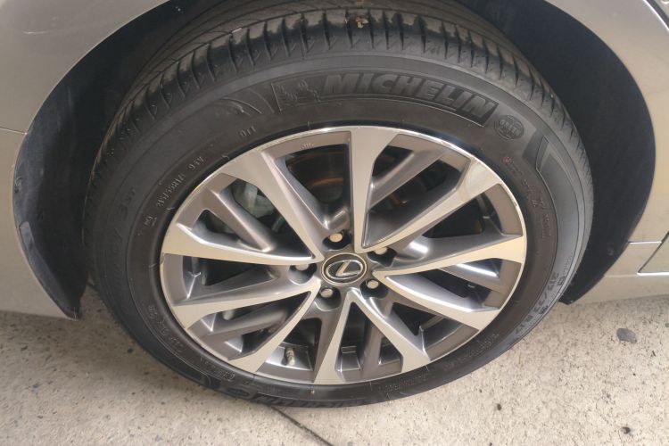 雷克萨斯ES 2022款 200 卓越版车身外观6008