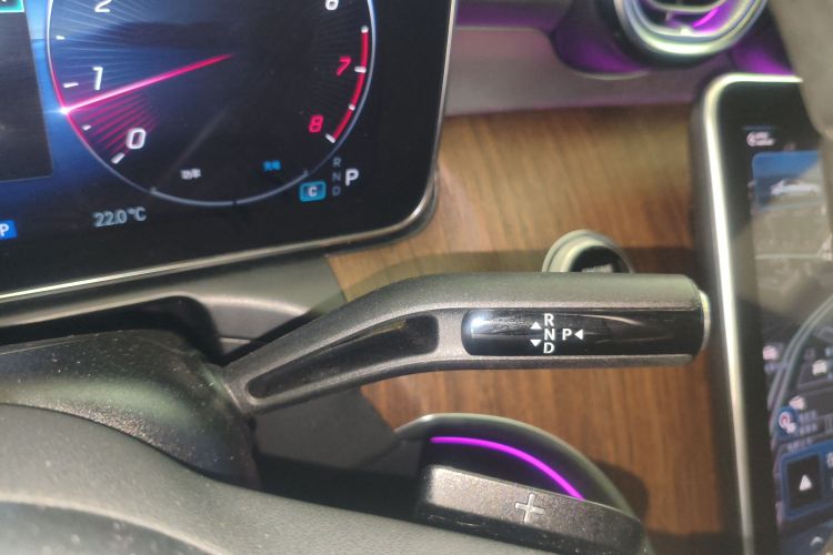 奔驰C级 2022款 C 260 L中控内饰18