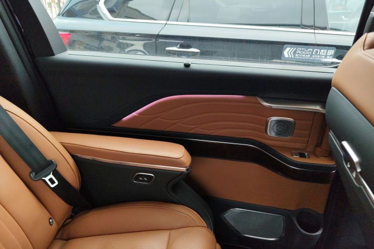 红旗HQ9 2023款 2.0T 智联旗领版中控内饰49