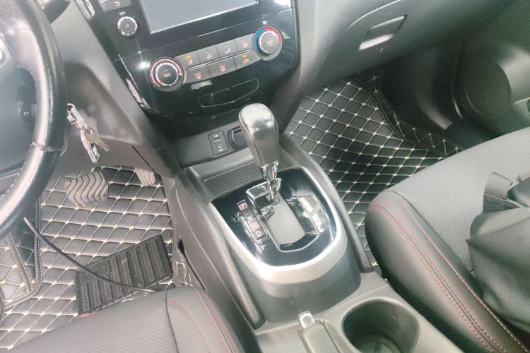 日产 逍客 2017款 2.0L CVT智享版 国V局部细节18