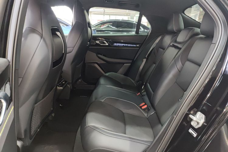 领克03 2023款 1.5TD DCT劲Pro中控内饰21