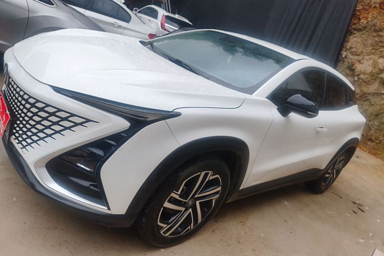 长安UNI-T 2021款 1.5T 卓越型车身外观6003