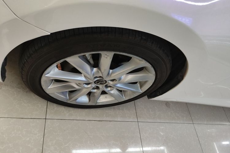 马自达3 昂克赛拉 2017款 三厢 2.0L 自动尊贵型 国V车身外观6007