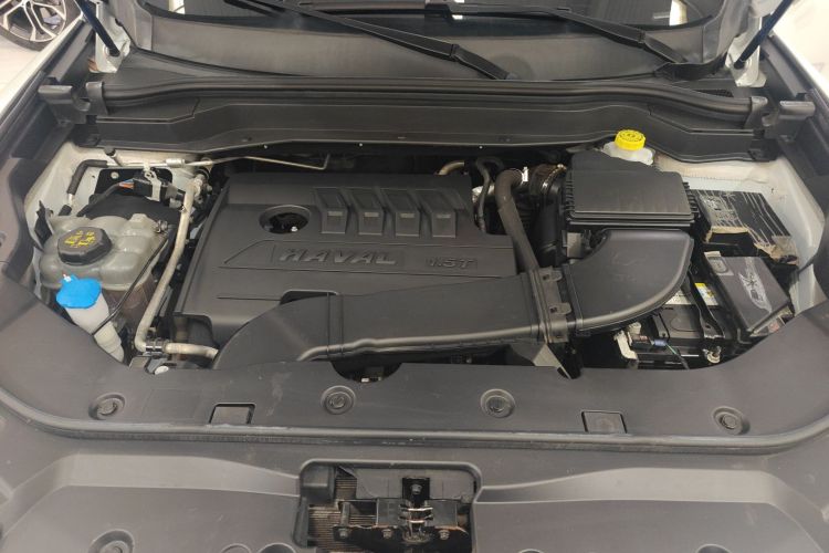 哈弗H6 2021款 国潮版 1.5GDIT 自动冠军版机舱底盘24