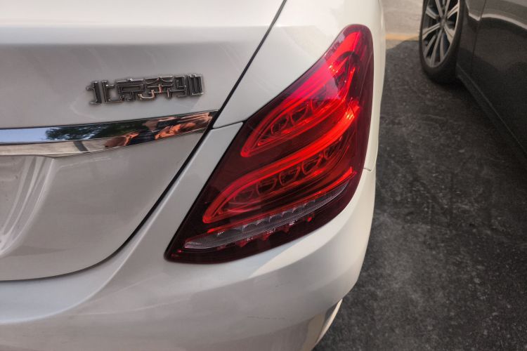 奔驰C级 2015款 C 260 L 运动型车身外观6001