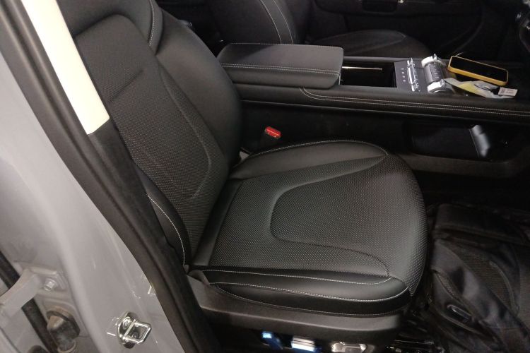 坦克300 2025款 2.0T 征服者局部细节41