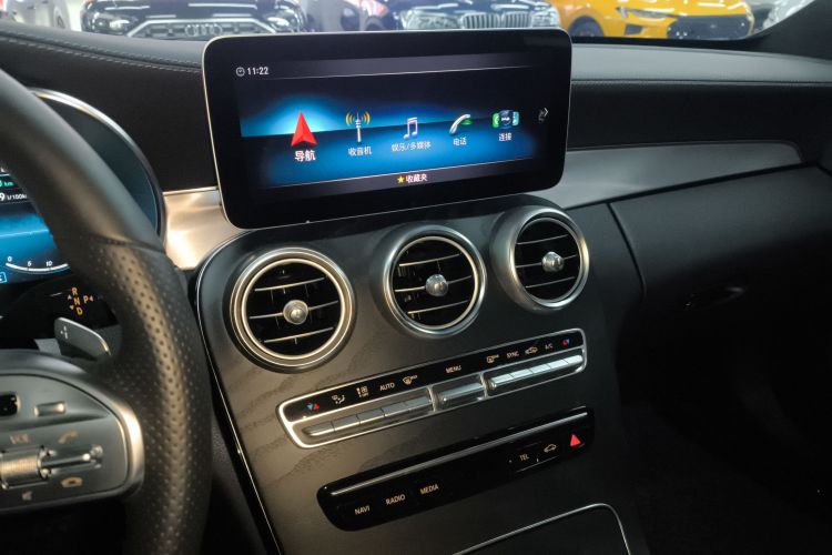 奔驰C级(进口) 2020款 C 260 轿跑车中控内饰16