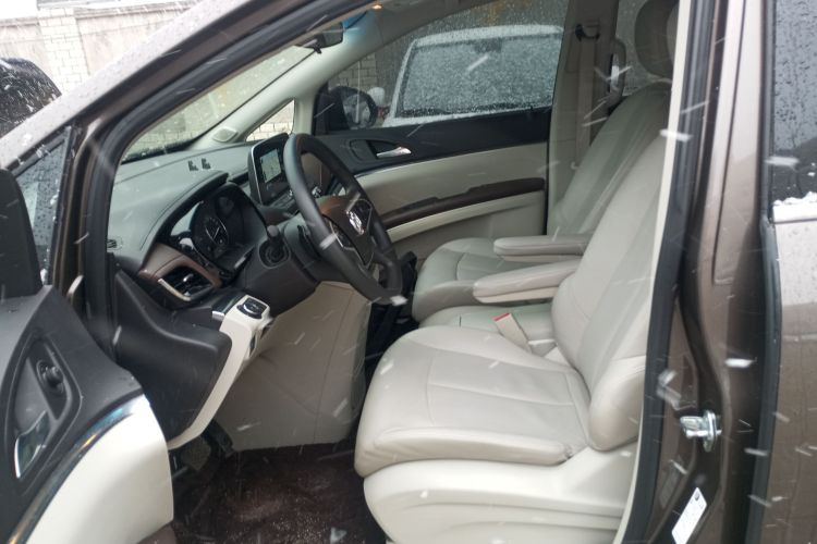 别克GL8 2023款 陆上公务舱 智享型局部细节19