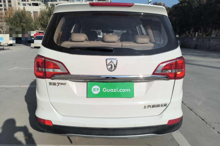 宝骏730 2016款 1.5L 手动舒适型 7座 国V车身外观6