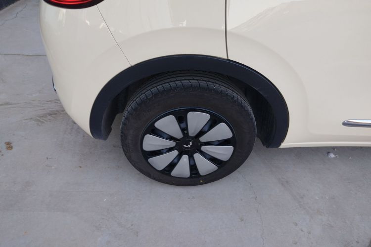 五菱汽车 五菱缤果 2025款 333km 悦享款车身外观6008