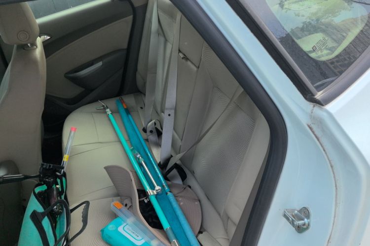 别克 英朗 2013款 GT 1.6L 自动时尚版中控内饰7004