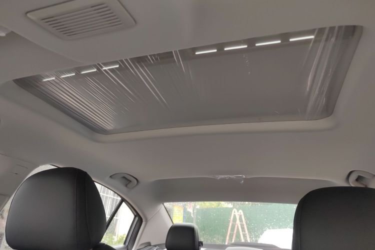 荣威i5 2023款 1.5L CVT豪华版局部细节22