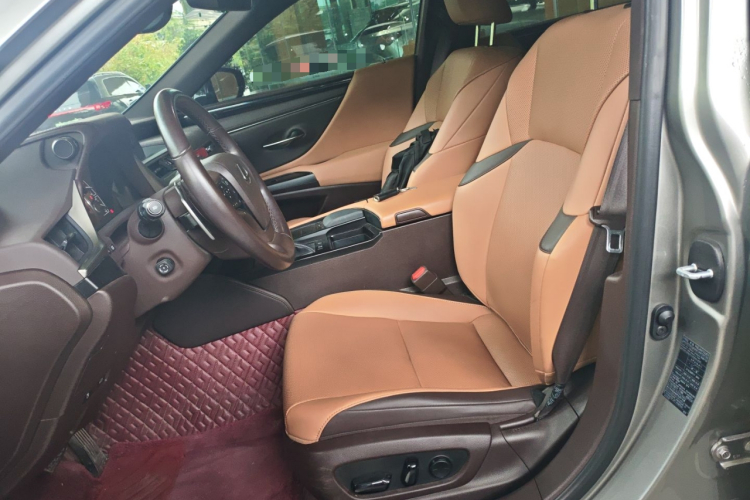 雷克萨斯ES 2020款 200 卓越版局部细节19