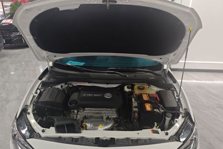 别克 英朗 2021款 改款 典范 1.5L 自动精英型机舱底盘24