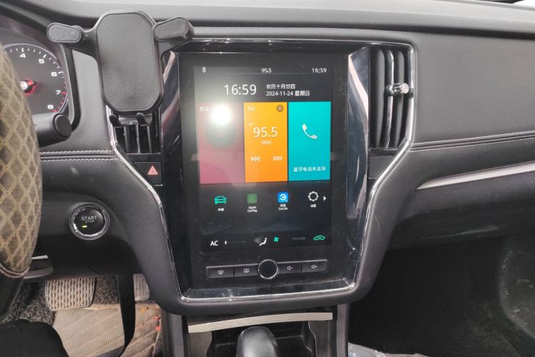 荣威i6 2019款 PLUS 1.6L CVT 4G互联旗舰大赞版中控内饰16