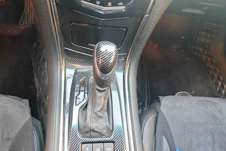 凯迪拉克ATS-L 2017款 28T 时尚型中控内饰18