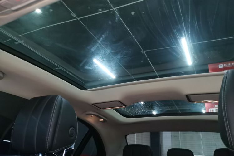 奔驰C级 2021款 C 260 L 运动版局部细节22