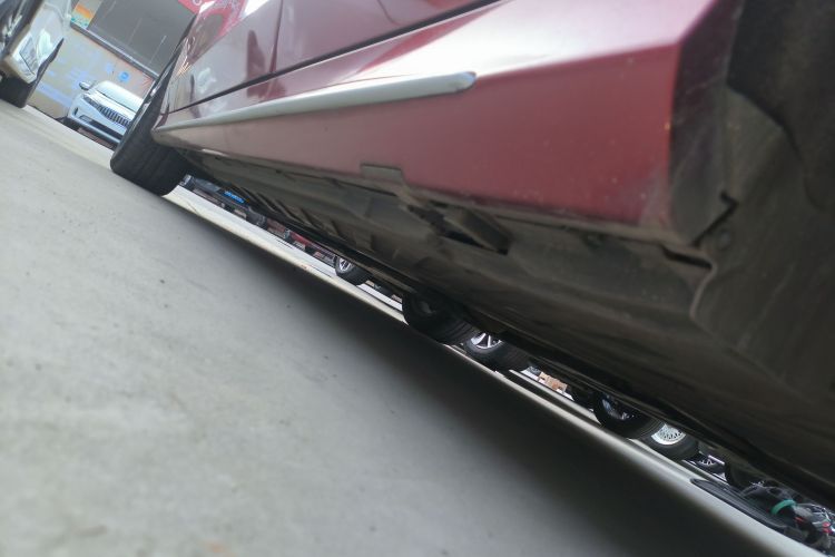 奔驰C级 2015款 改款 C 180 L 运动型局部细节9002