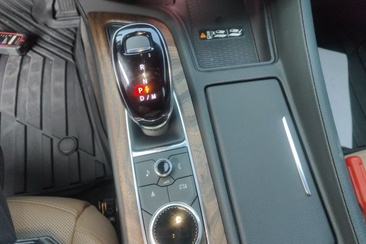 凯迪拉克CT5 2025款 28T 赛道性能版局部细节18