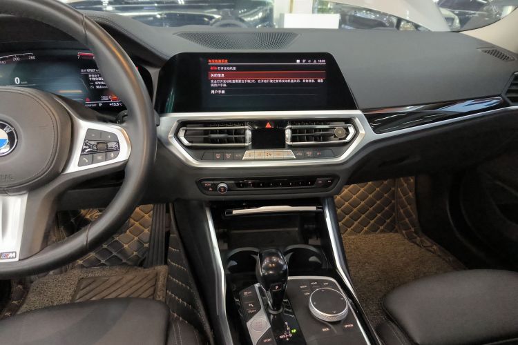 宝马3系 2021款 320Li M运动套装中控内饰16