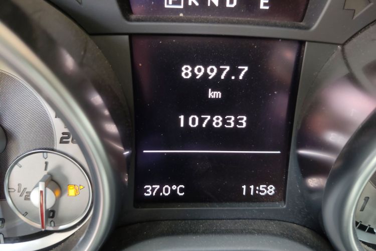 奔驰SLK级 2011款 SLK 200 时尚型中控内饰15