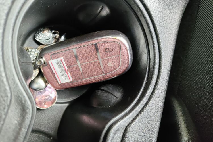 Jeep 指南者 2020款 220T 自动精英版中控内饰7001