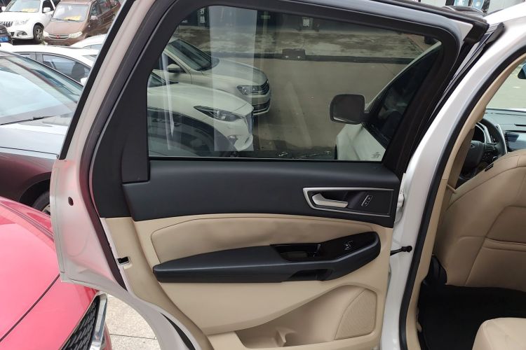 福特 锐界 2018款 EcoBoost 245 两驱精锐型 5座 国V中控内饰7008