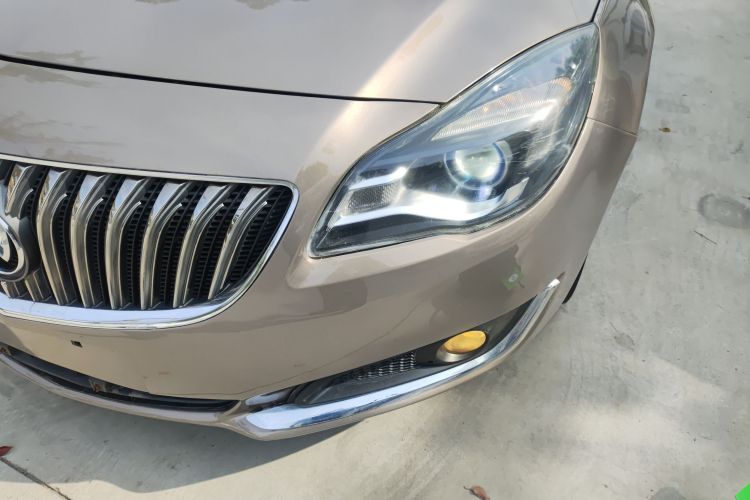 别克 君威 2015款 1.6T 精英技术型局部细节36