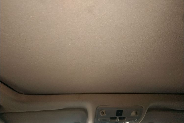 凯迪拉克SRX 2014款 3.0L 豪华型中控内饰22