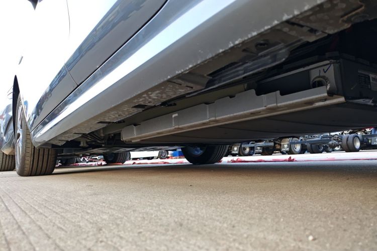 比亚迪 秦PLUS 2024款  荣耀版 DM-i 120KM超越型局部细节9002