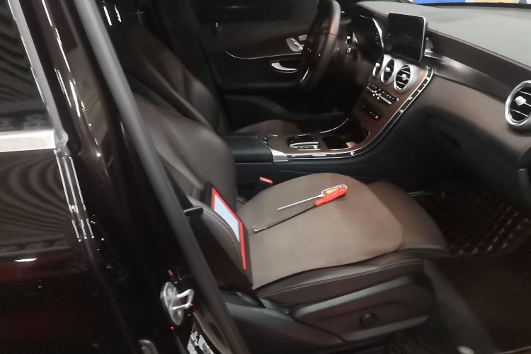 奔驰GLC 2022款 改款二 GLC 260 L 4MATIC 豪华型局部细节41