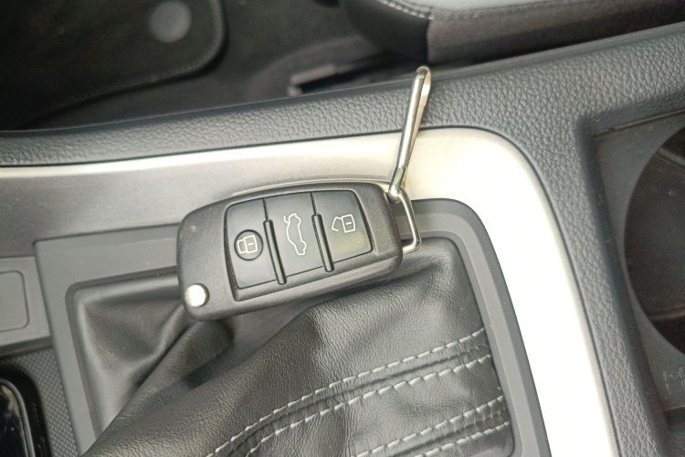 奥迪Q3 2019款 40 TFSI 时尚动感型中控内饰11