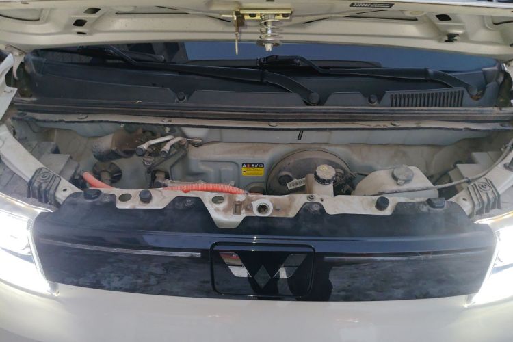 五菱汽车 宏光MINIEV 2022款 GAMEBOY 200km 玩乐款 磷酸铁锂机舱底盘24