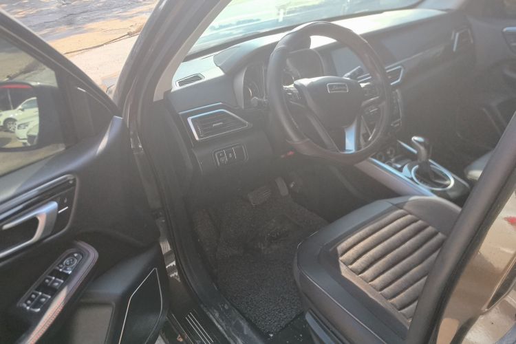 众泰 大迈X5 2017款 升级版 1.5T CVT知县型中控内饰7003